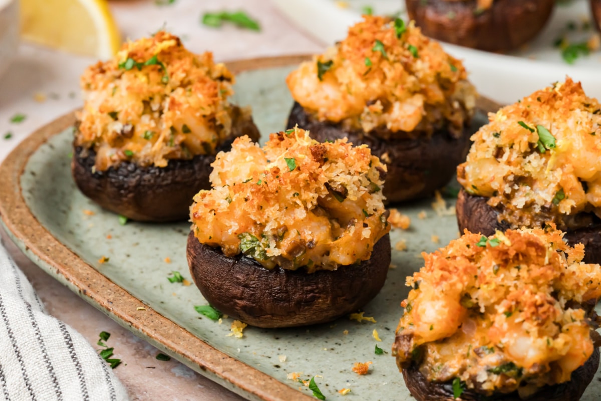 Stuffed Mushrooms with Shrimp and Cream Cheese Stuffed mushrooms with shrimp and cream cheese topped with golden Parmesan panko