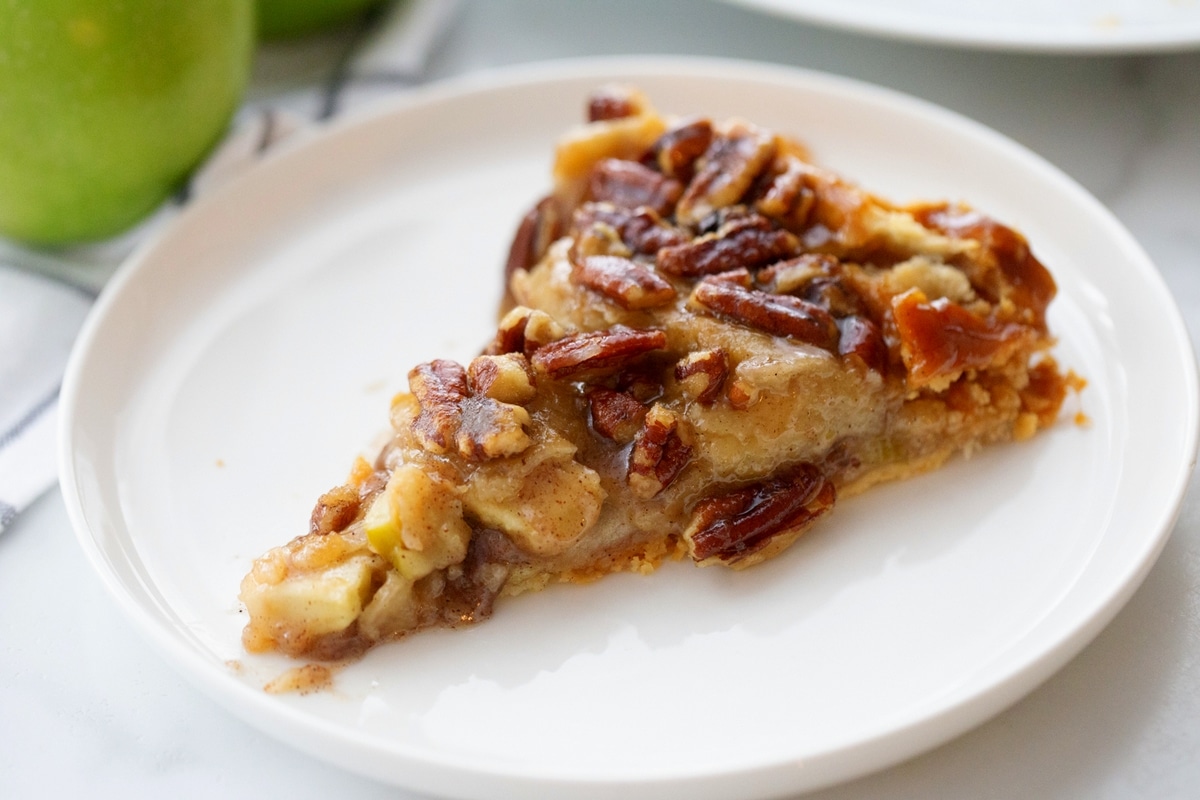 slice of apple pie