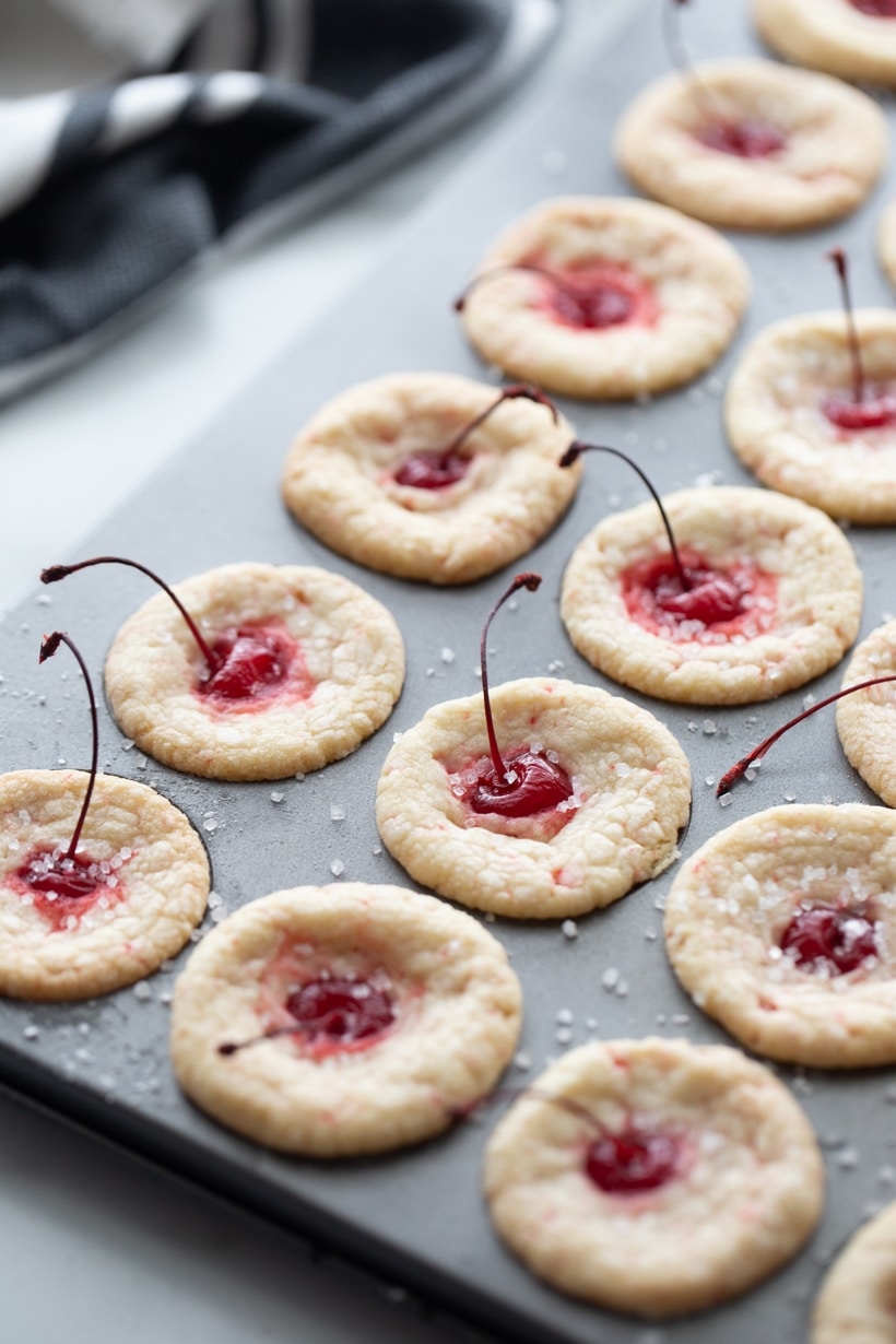 pastry pouch cookie