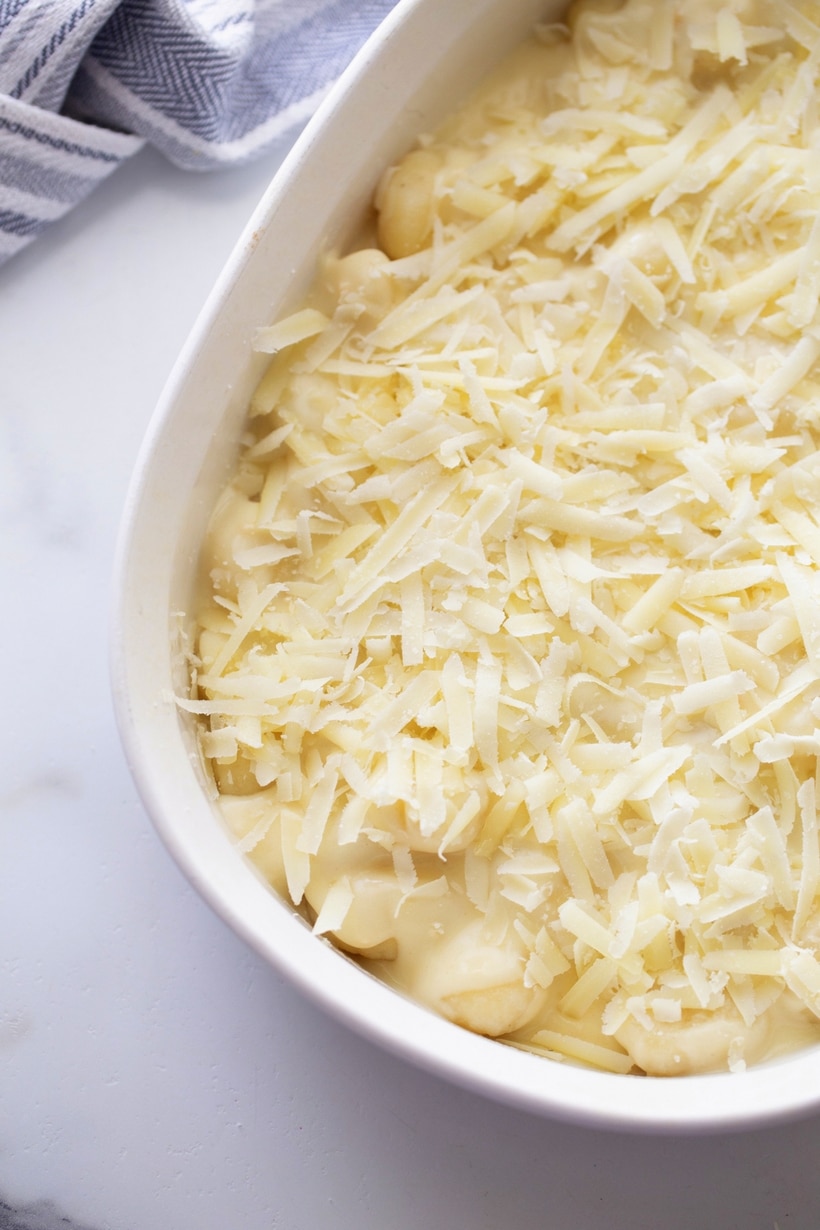 The Best Gnocchi Mac and Cheese - a mouth-wateringly complex blend of flavors. You are going to flip over the savory, richly-layered gnocchi cheese sauce in every bite. how to make macaroni and cheese with gnocchi