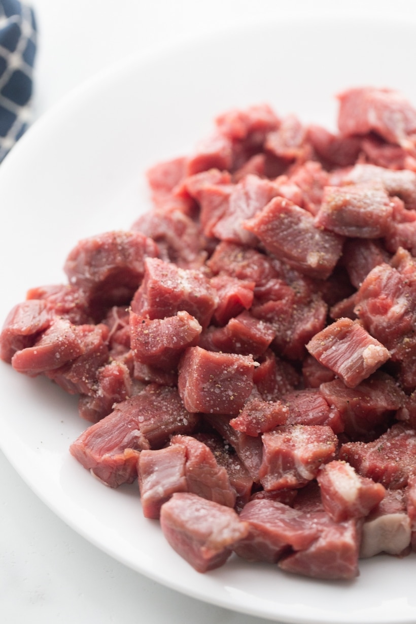 Vietnamese-Style Beef - an easy and absolutely delicious weeknight meal you need to feed your family! All the flavors, both sweet and savory, of garlic, pepper and lime come shining through. cubed beef tenderloin