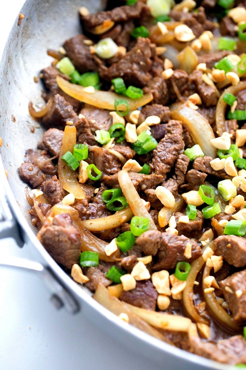 Vietnamese-Style Beef - an easy and absolutely delicious weeknight meal you need to feed your family! All the flavors, both sweet and savory, of garlic, pepper and lime come shining through. Vietnamese beef recipe