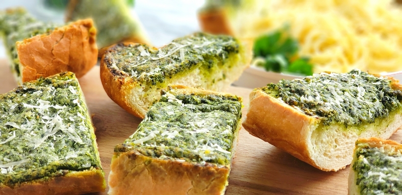 Use up your  leftover parsley with this deliciously, flavorful Garlicky, Cheesy Parsley Bread. It's the perfect side dish for a bowl of pasta. #noblepig #parsley #garlicbread