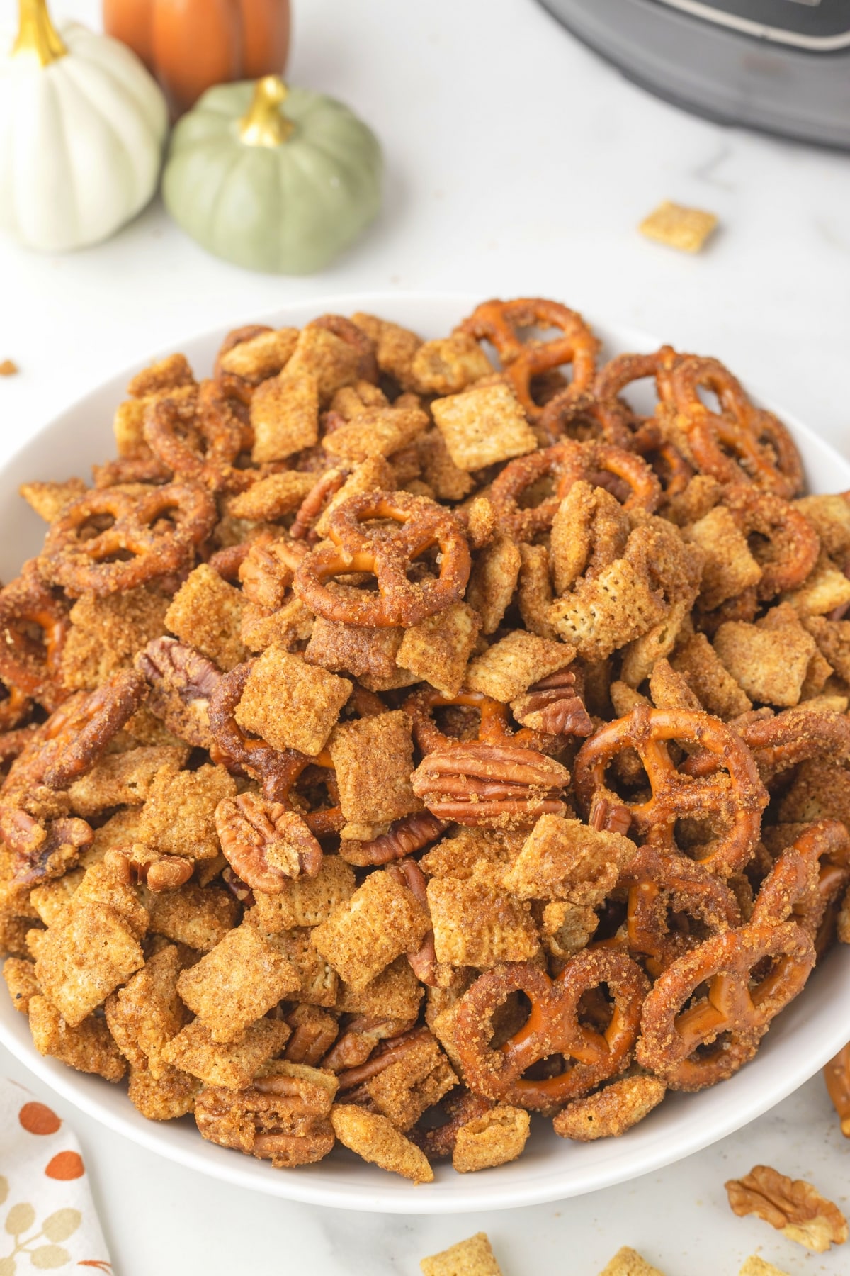 This air fryer pumpkin spice Chex mix is a sweet, crunchy snack with all the cozy holiday flavors. It's simple to toss together, and the air fryer does the rest. air fryer pumpkin spice chex mix